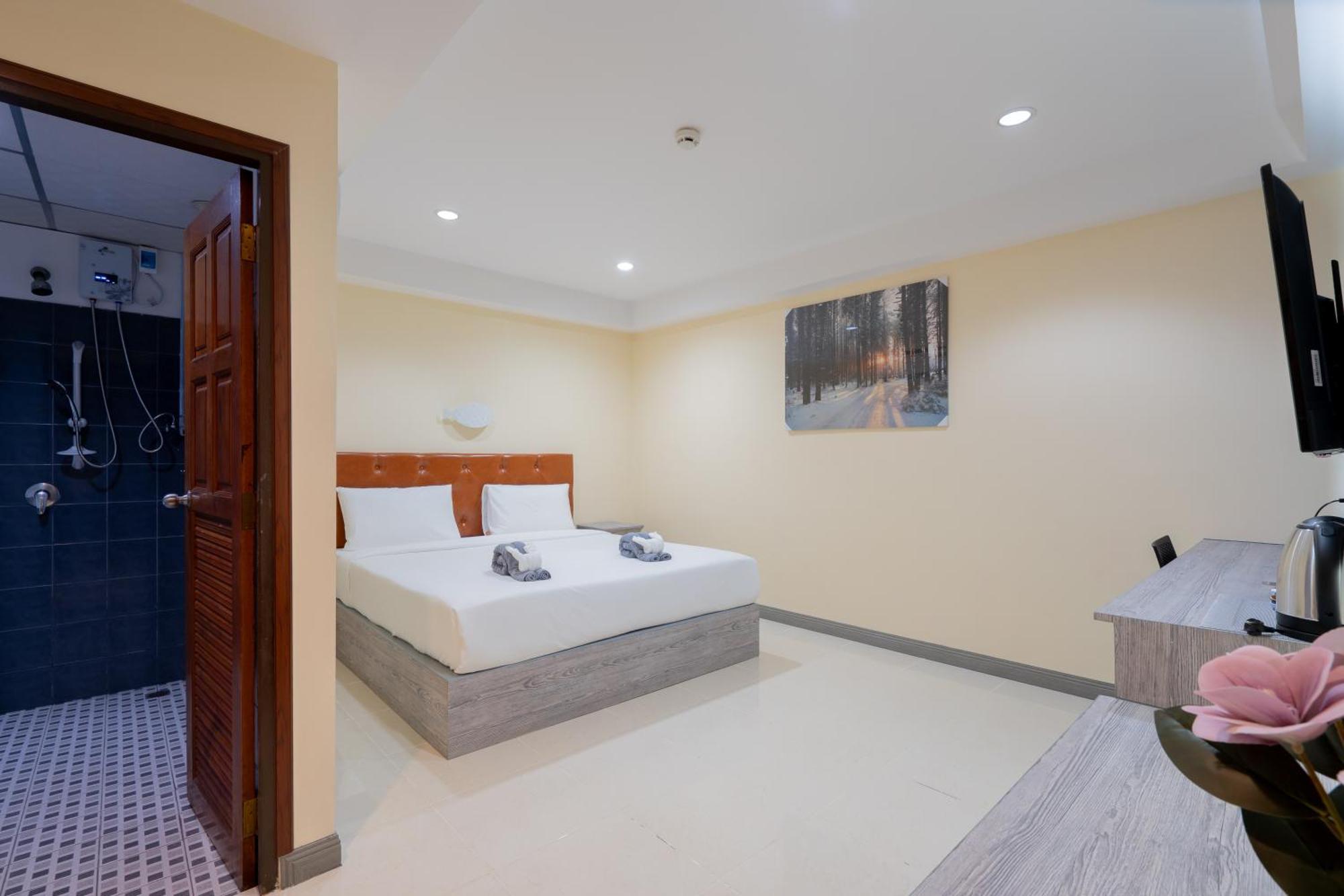Square One Hotel Patong Zewnętrze zdjęcie