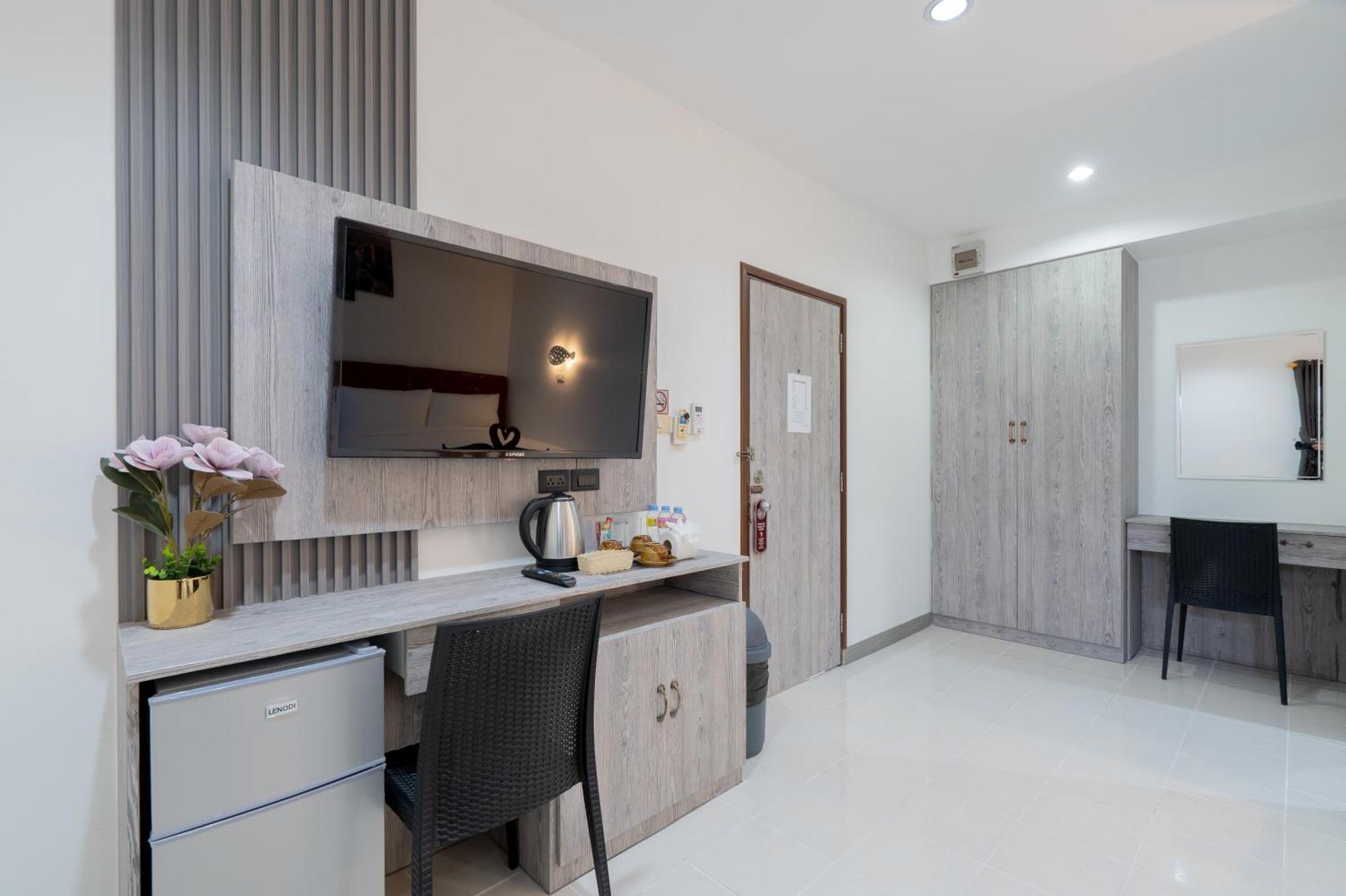 Square One Hotel Patong Zewnętrze zdjęcie