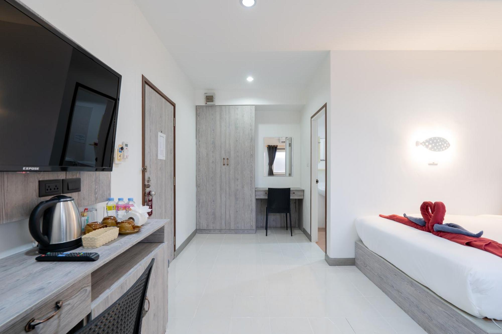 Square One Hotel Patong Zewnętrze zdjęcie