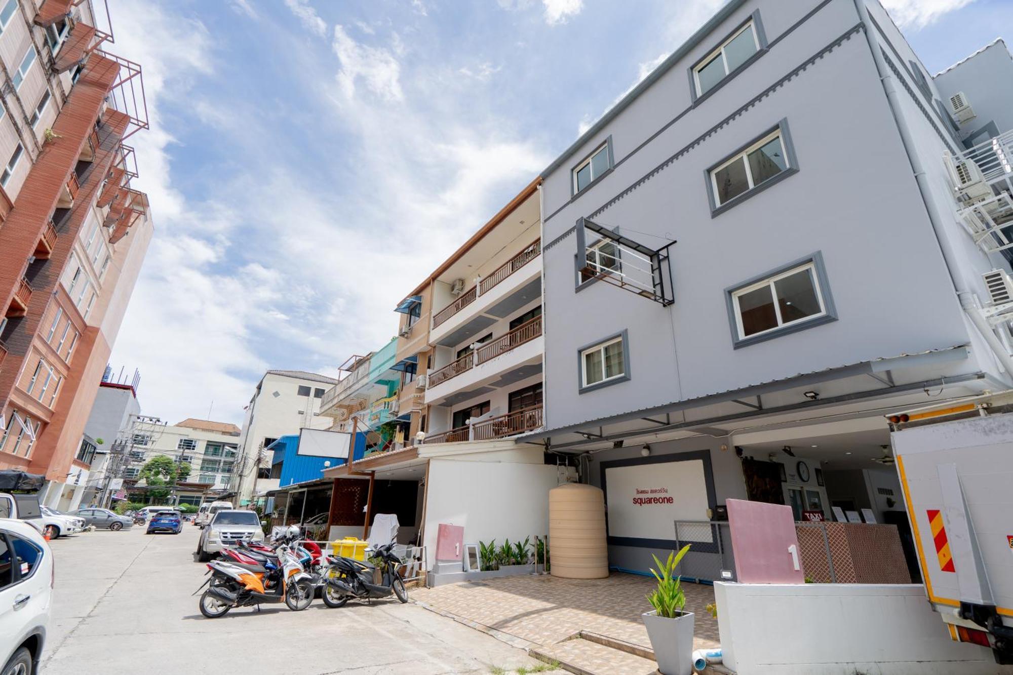 Square One Hotel Patong Zewnętrze zdjęcie