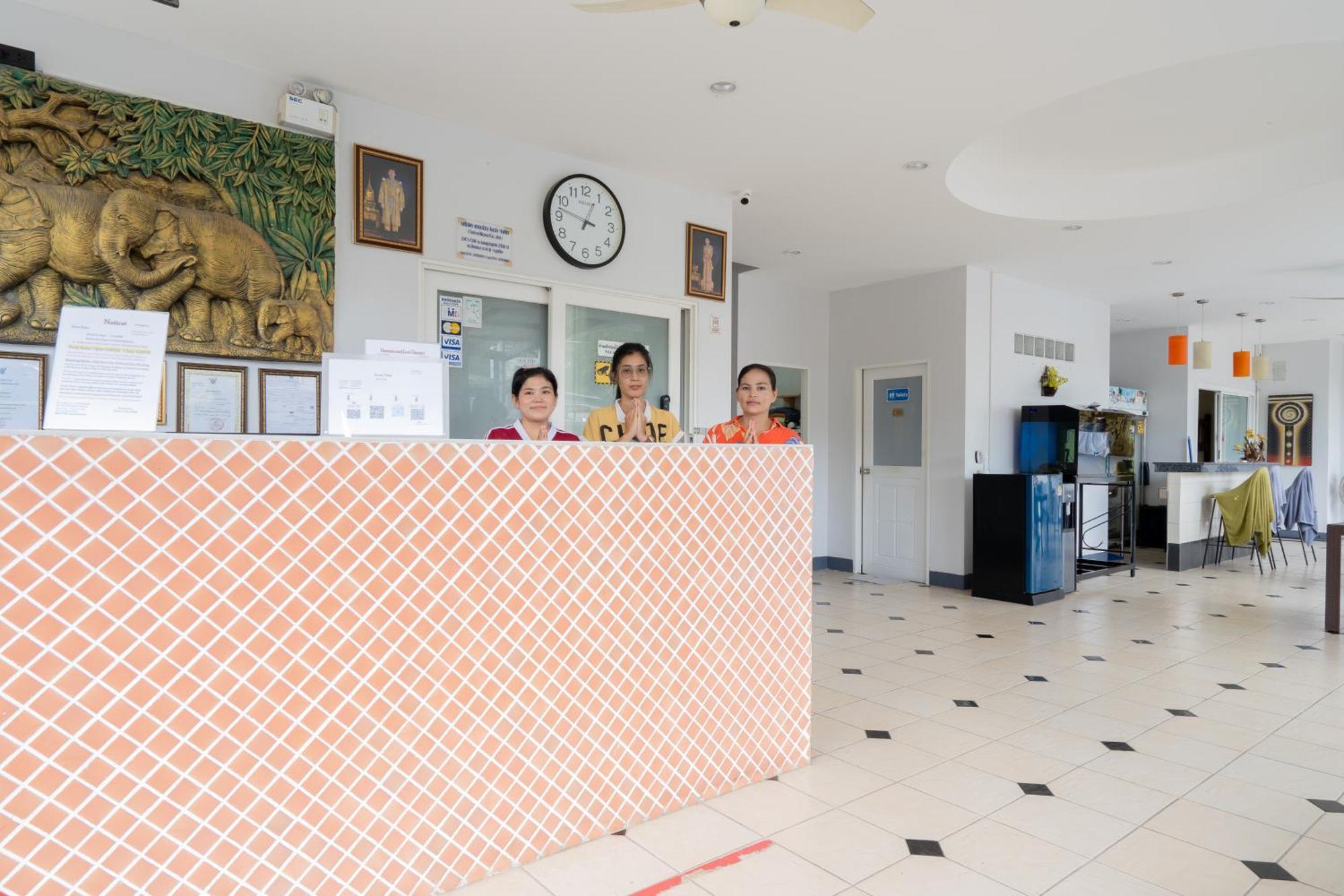 Square One Hotel Patong Zewnętrze zdjęcie