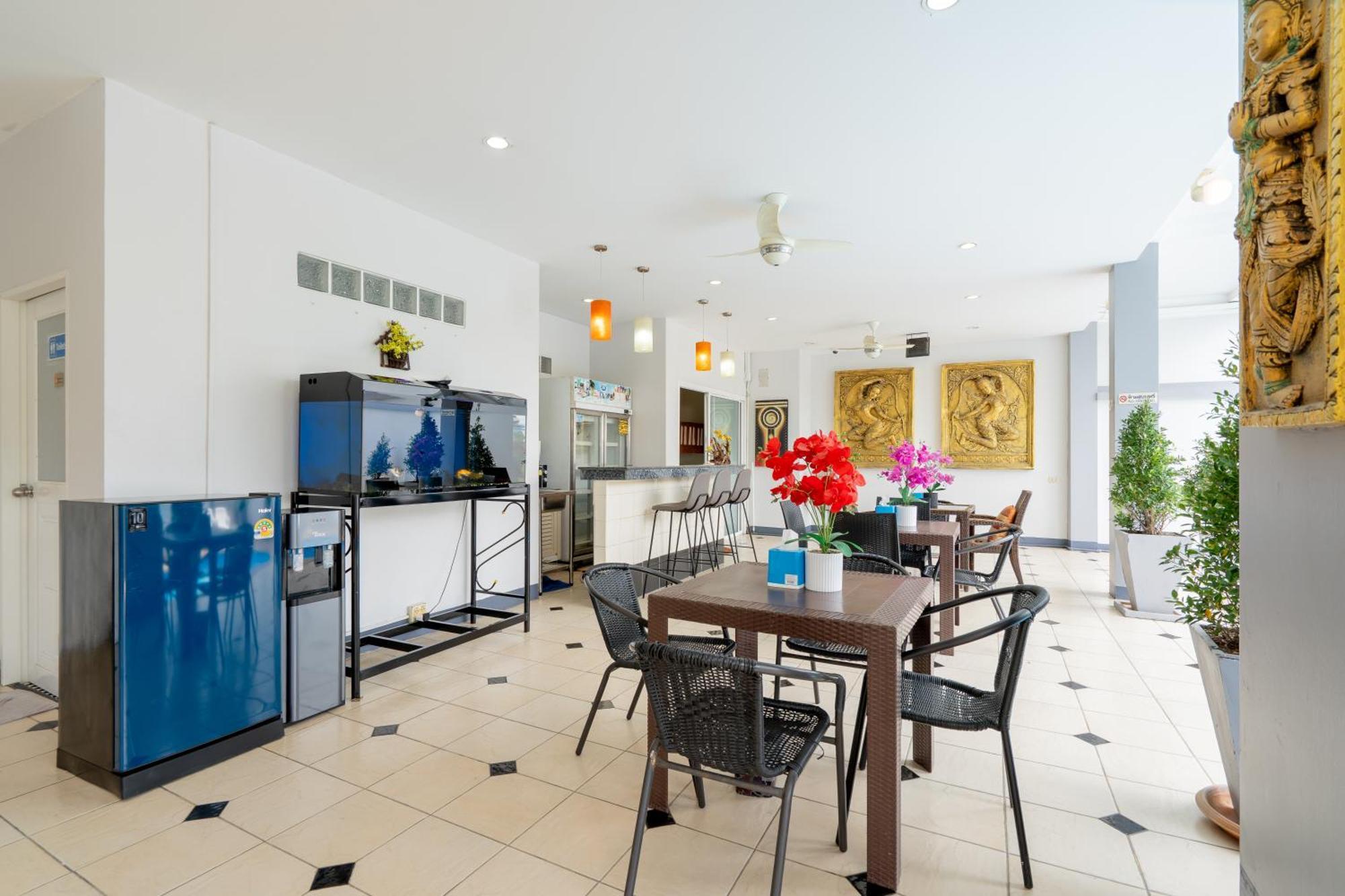 Square One Hotel Patong Zewnętrze zdjęcie
