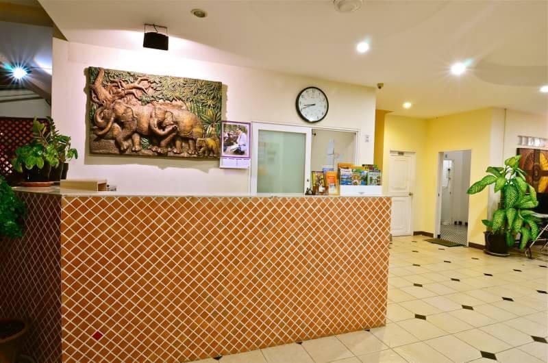 Square One Hotel Patong Zewnętrze zdjęcie